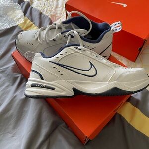 Nike Men's Cream and Navy Athletic Shoes